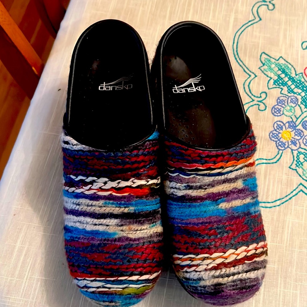 Dansko clogs brand new